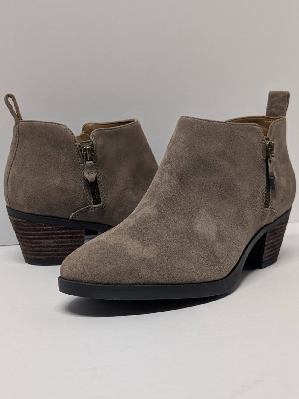 Vionic Cecily Waterproof Suede Ankle Boots in Tan - NWT